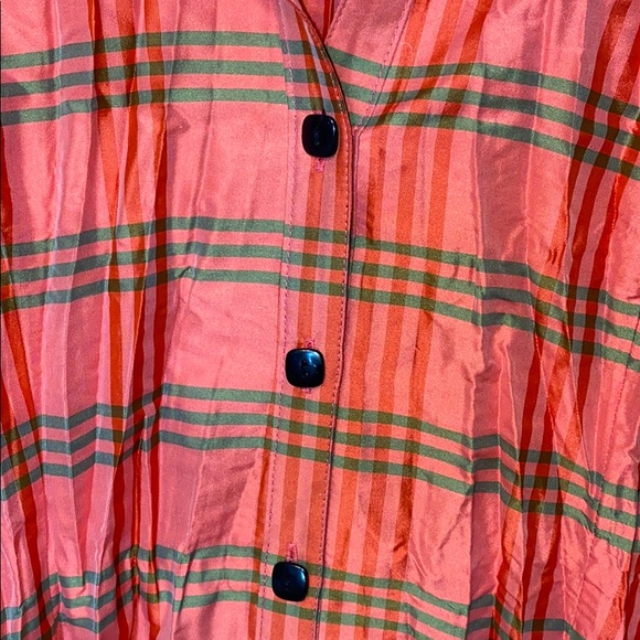 Beluva pink and green plaid button down - Picture 3 of 7